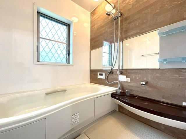 ◆リフォーム済みの美宅◆敷地広々６０坪超え◆全居室６帖以上のゆったり４LDK◆綴喜郡宇治田原町緑苑坂の浴室|浴室