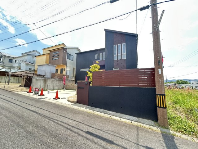 ◆リフォーム済みの美宅◆敷地広々６０坪超え◆全居室６帖以上のゆったり４LDK◆綴喜郡宇治田原町緑苑坂の外観|外観