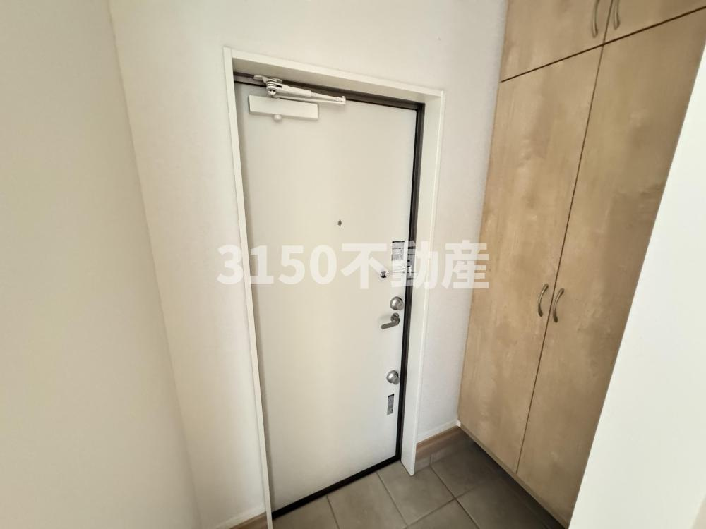 ノーブルコート　D棟の玄関