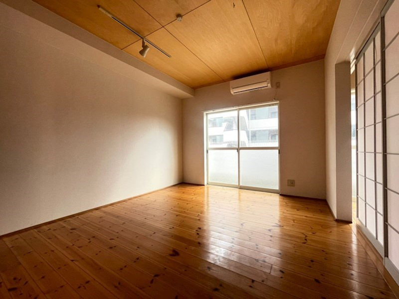 サンビルダー王子ウエストの居間・リビング