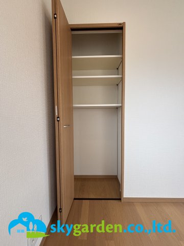 平塚市めぐみが丘1丁目　中古戸建の収納