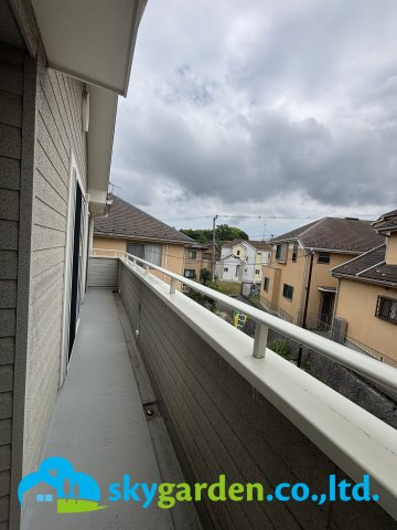 平塚市めぐみが丘1丁目　中古戸建のバルコニー