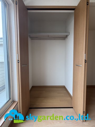 平塚市めぐみが丘1丁目　中古戸建の収納