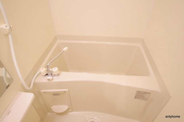 プレサンス梅田北ザ・ライブ　仲介手数料無料の浴室