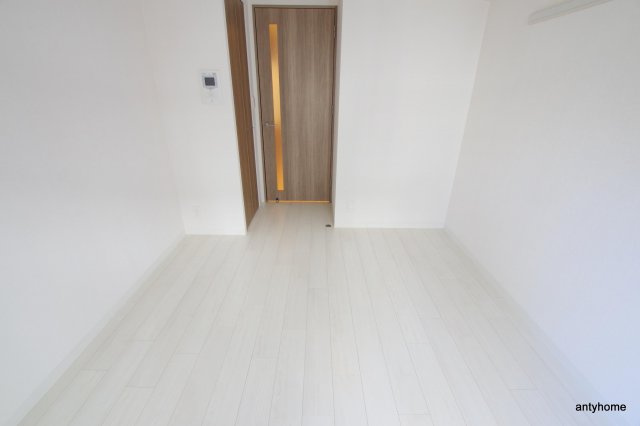 プレサンス梅田北ザ・ライブ　仲介手数料無料の洋室