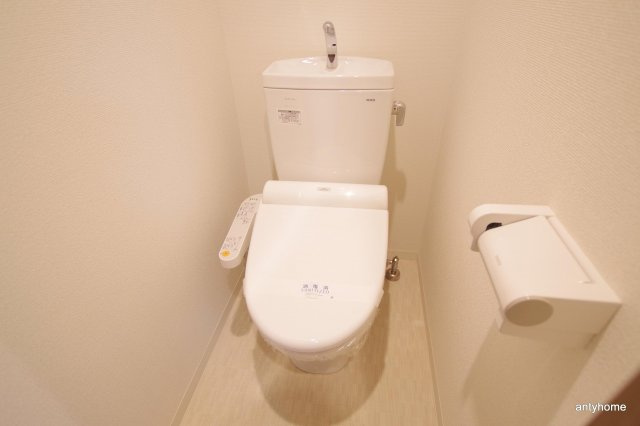 プレサンス梅田北ザ・ライブ　仲介手数料無料のトイレ