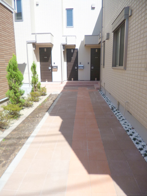 エスポワールのエントランス|★綺麗なアプローチです★