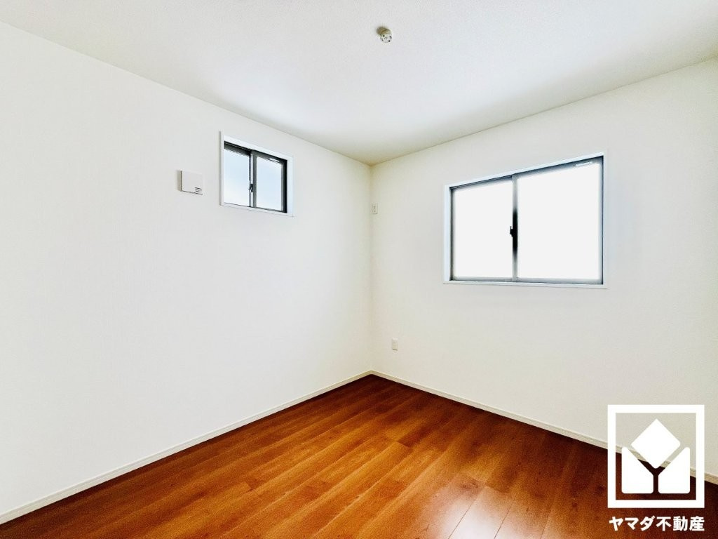 伏見区日野西大道町　２期　２号地の洋室