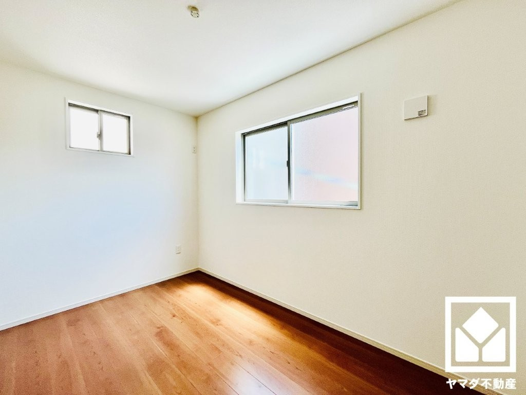 伏見区日野西大道町　２期　２号地の洋室