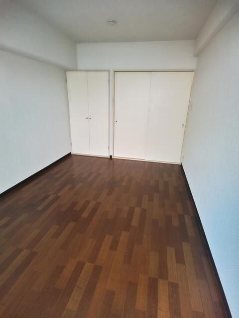 エステートイマイの洋室