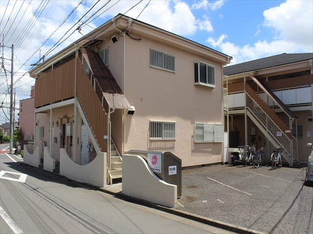 本橋ハイツの外観