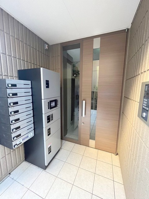 Ｈａｌｅ　Ｍａｈａｎａのエントランス