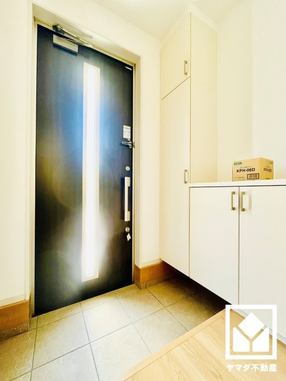 伏見区日野西大道町　２期　１号地の玄関