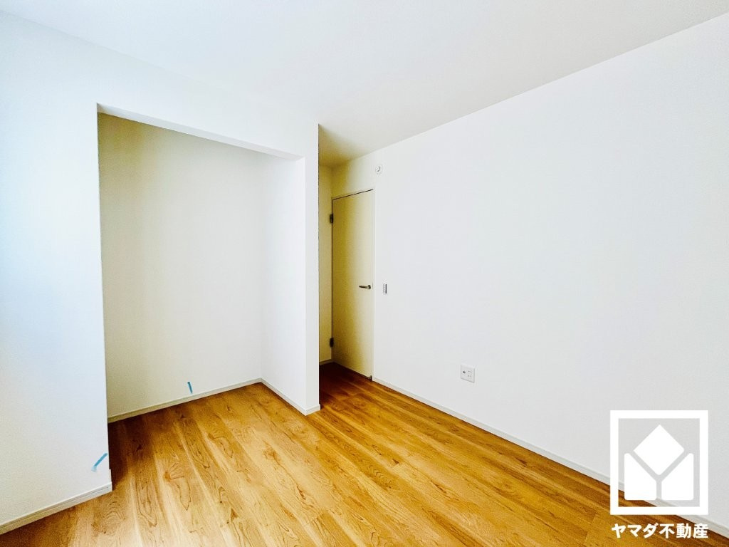伏見区日野西大道町　２期　１号地の洋室