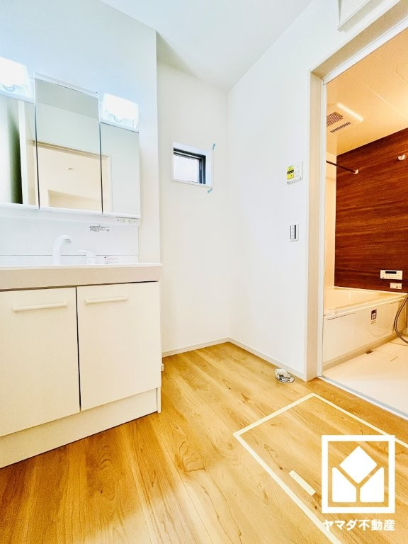 伏見区日野西大道町　２期　１号地の洗面所