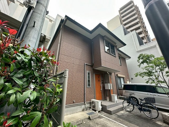ポンリーヴル新大阪の外観