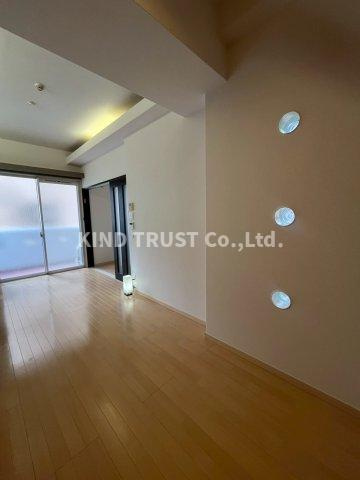 ZEUS20XXの居間・リビング|おしゃれなリビングです