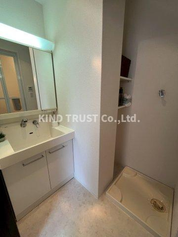 ZEUS20XXの洗面所|ゆったりとスペースのある洗面所