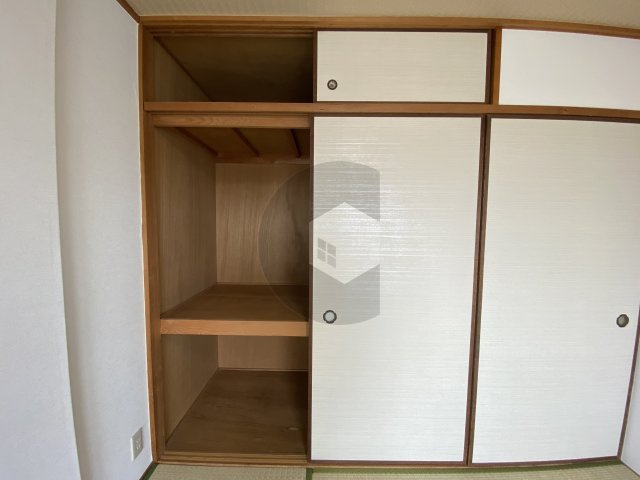 ニードハイツの収納