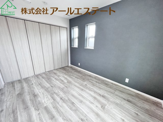 姫路市奥山　　　中古戸建の寝室