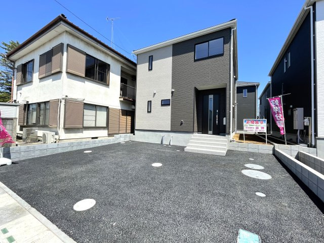 クレイドルガーデン幸手市西第5の外観|2号棟外観