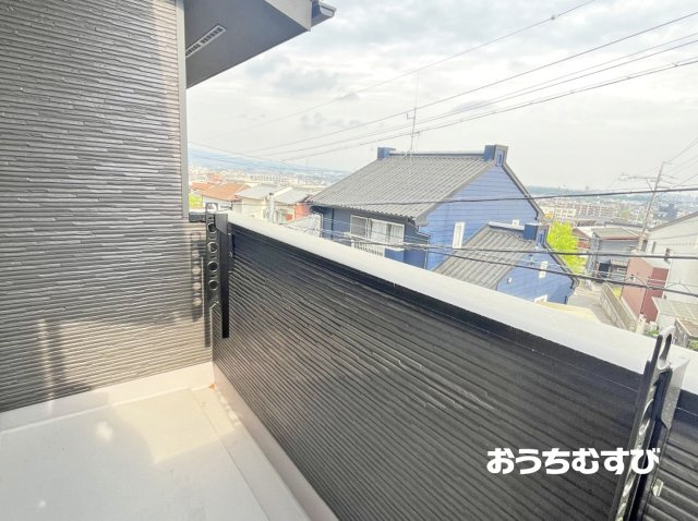 尾張旭市桜ケ丘のバルコニー