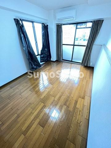 夙川ル・カンフリエの居間・リビング