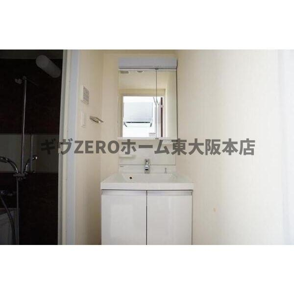 La douceur天王寺の独立洗面台