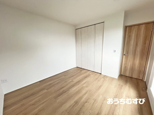 尾張旭市桜ケ丘の洋室