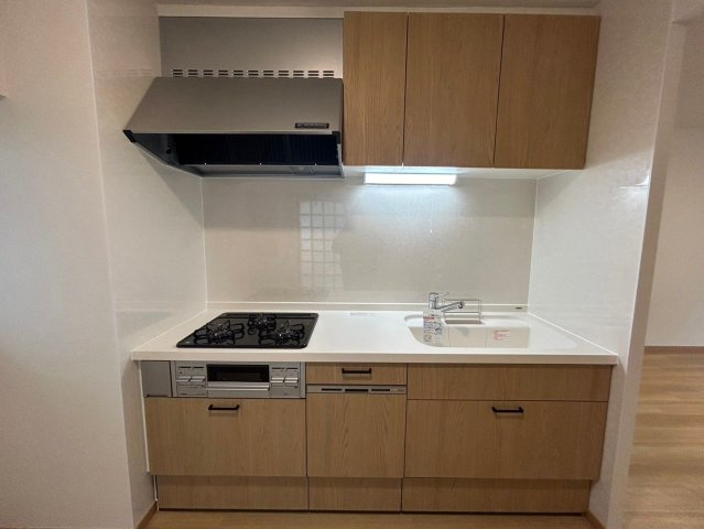 【キッチン】 | グランピアマンション箱崎Ⅷ | 壁付タイプのキッチンなのでLDKの空間を有効に活用できます