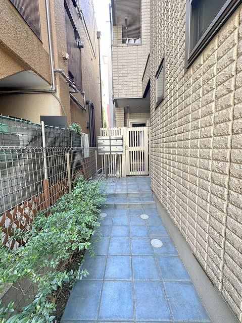 ニノ・サクス三軒茶屋のエントランス|★エントランス★