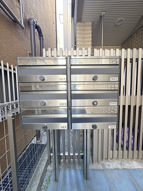 ニノ・サクス三軒茶屋のその他共用部分|★メールＢＯＸ★