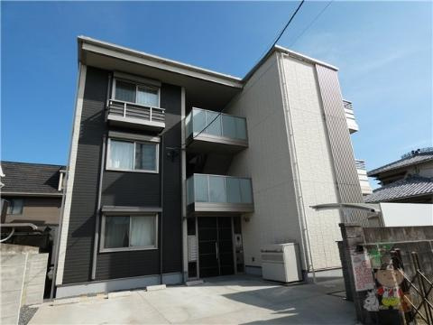 ラルーチェ学南町