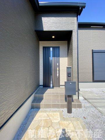 高崎市倉賀野町12期　２号棟(全２棟)　グラファーレ　新築建売分譲の玄関|玄関です