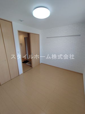 【洋室】 | セジュールオッツＳからさわ | 別部屋写真です。
