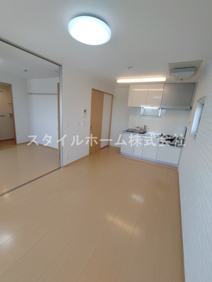 【洋室】 | セジュールオッツＳからさわ | 別部屋写真です。