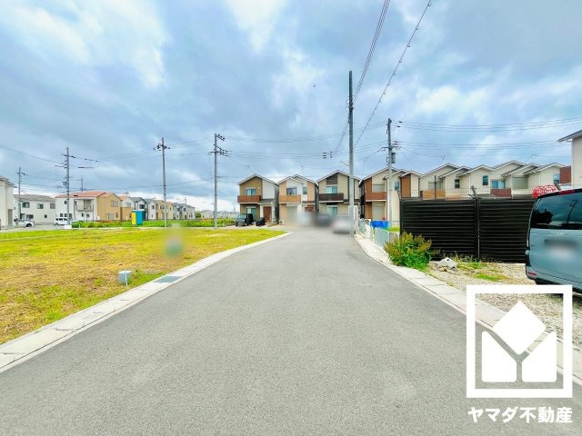 伏見区久我御旅町　G号地の前面道路含む現地写真