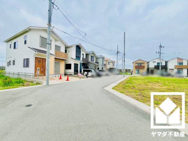 伏見区久我御旅町　E号地の前面道路含む現地写真