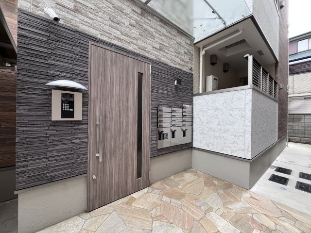 フジパレス住吉山之内Ⅱ番館のエントランス