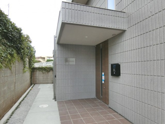 【エントランス】