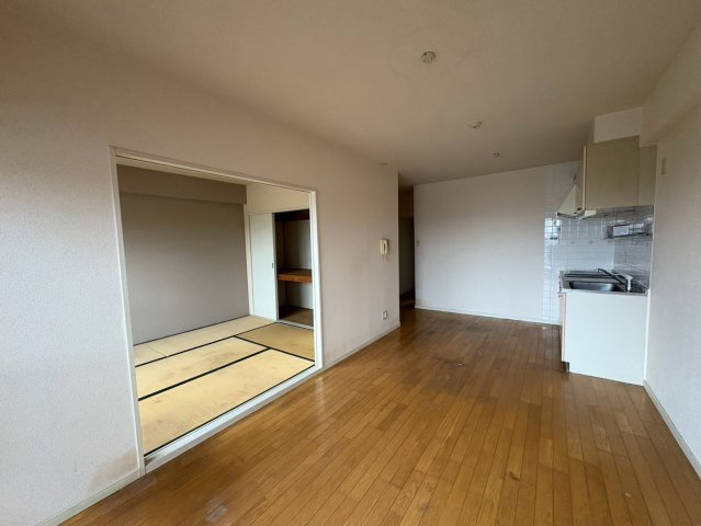 カーサシーガル壱番館の居間・リビング