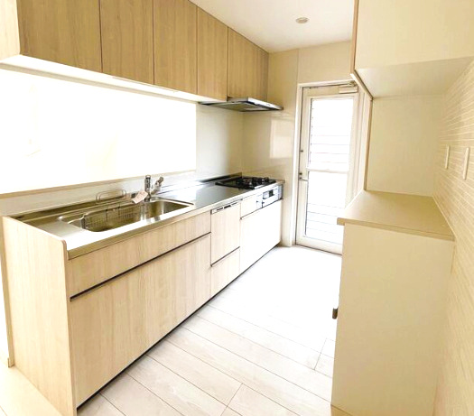 星岡五丁目中古戸建のキッチン