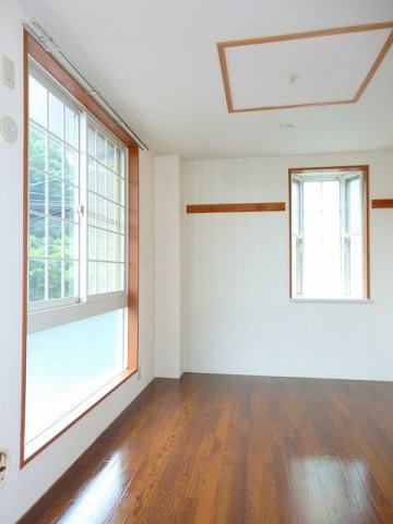 ニューシティ矢口が丘の居間・リビング|こちらの居間で趣味の時間をお楽しみください