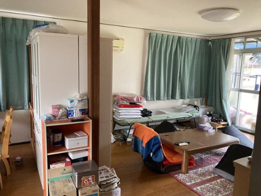 久米窪田町中古戸建の居間・リビング|おしゃれな居間です