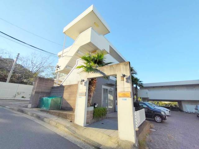 ＨＩＬＬＳ　ＫＯＢＡＹＡＳＨＩⅡのエントランス