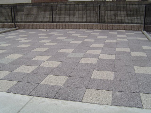 コンフォース２１のその他|専用庭