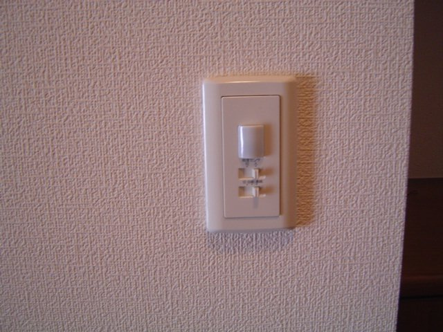 コンフォース２１のその他|人感センサー