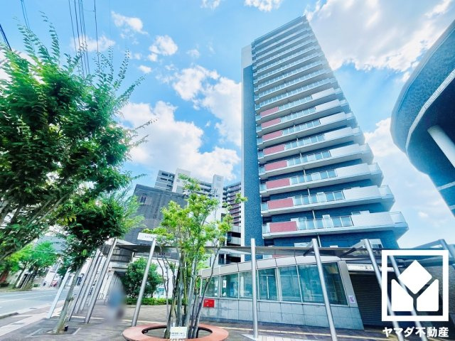 パデシオン六地蔵ザ・タワーレジデンスの外観