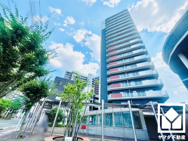 パデシオン六地蔵ザ・タワーレジデンスの外観