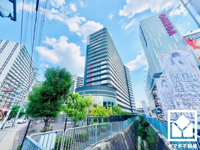 パデシオン六地蔵ザ・タワーレジデンスの外観